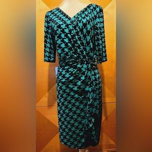 Stretchy body contouring black and teal/green flowy dress size 10